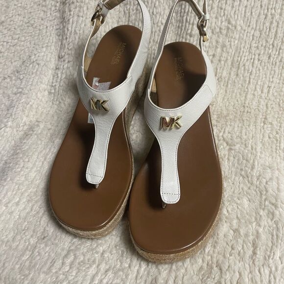 MICHAEL KORS LEATHER WHITE ESPADRILLE WEDGES THONGS SANDALS GOLD MK LOGO SZ9.5M - Picture 2 of 10